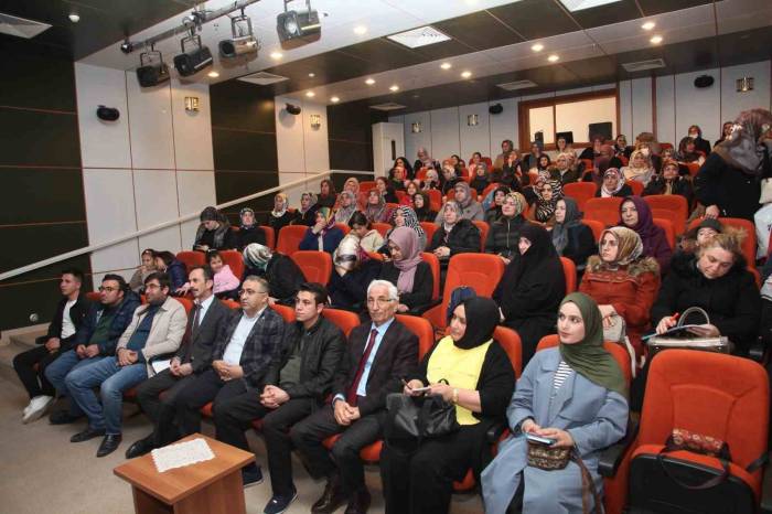 Ahlat’ta Kadın Girişim Kooperatifi Kurulacak