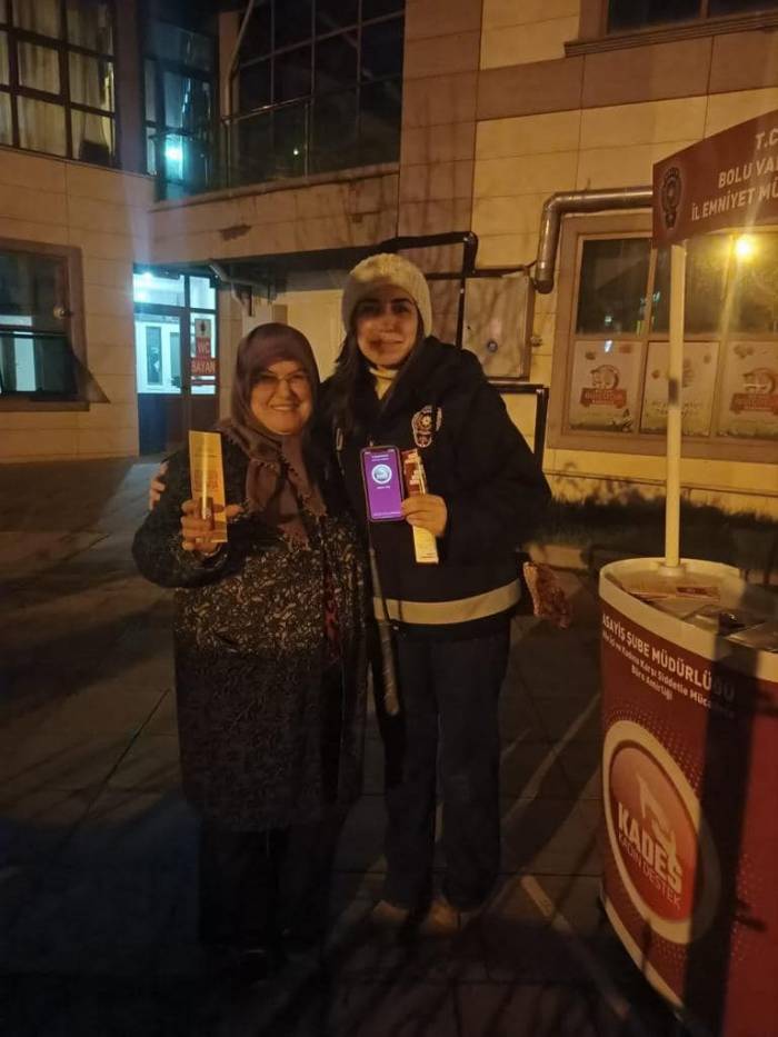 Kadınlara Kades Anlatıldı