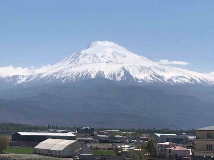 Nisan Ayında Iğdır’ın Yükseklerine Kar Yağışı