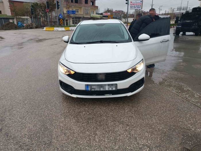 Van’da Değişik Suçlardan 22 Kişi Tutuklandı