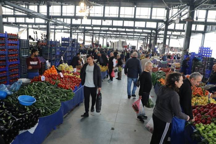 Yapımı Tamamlanan Alibeyköy Pazar Alanı Törenle Açıldı