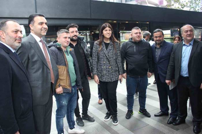 Ak Parti İstanbul Milletvekili Adayı Ayaydın: "ak Parti Olarak Milletin Kurmuş Olduğu Bir Siyasi Partiyiz"