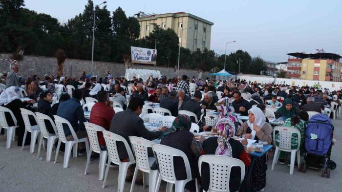 Nazilli’de 5 Bin Kişilik İftar Yemeği