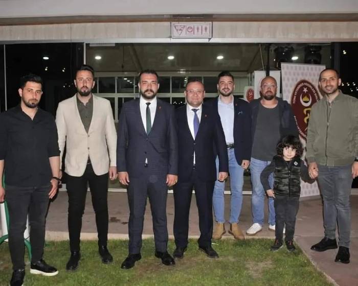 Veteriner Hekimler Depremzedeler İçin İftarda Buluştu