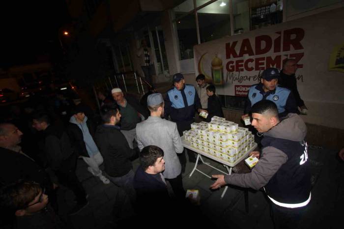 Belediye Kandil Geleneğini Bozmadı