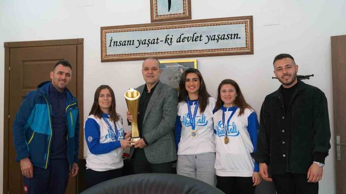 Hisleri İle Türkiye Şampiyonu Oldular