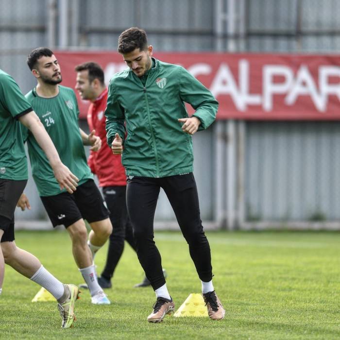 Bursaspor’da Menemen Fk Maçı Hazırlıkları Sona Erdi