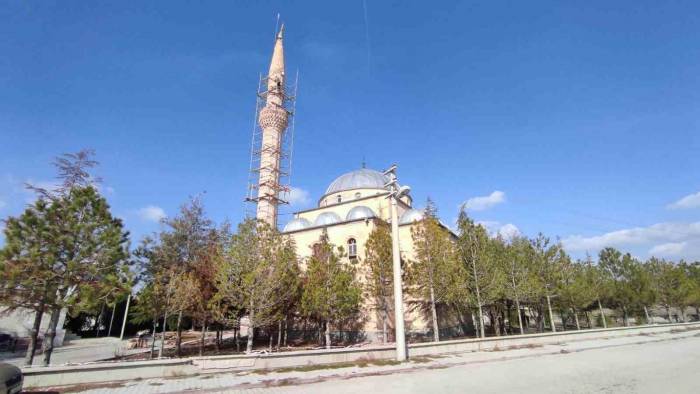 Ereğli Belediyesi Depremde Zarar Gören Minareyi Onardı