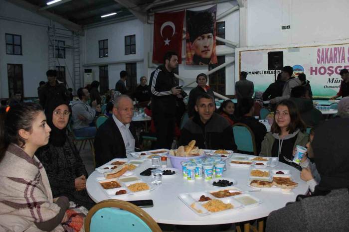Kaymakam Ünal Şehit Yakınları Ve Gazilerle İftarda Bir Araya Geldi