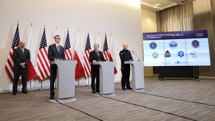 Polonya, Rusya Sınırına Elektronik Bariyer İnşaatına Başladı