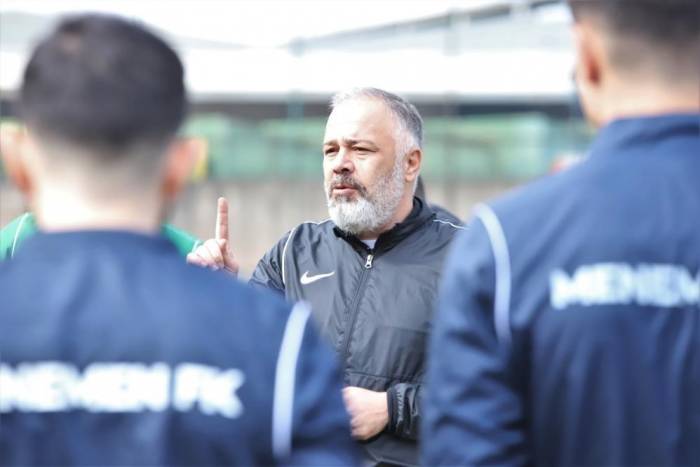 Menemen Fk’da Özden Töraydın’la Yollar Ayrıldı