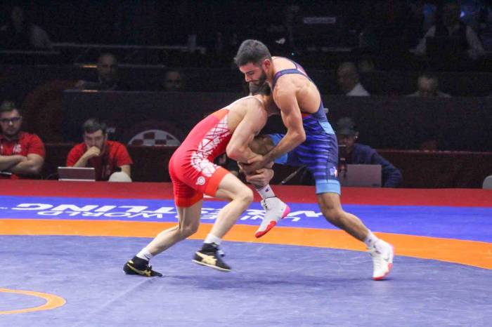 Emrah Ormanoğlu’ndan Bronz Madalya