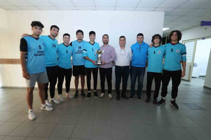 Başkan Yardımcısı Üney: “önceliğimiz Başarılı Sporcular Yetiştirmek”