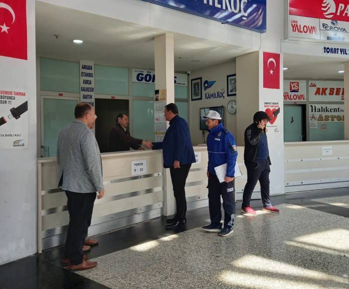 Manisa Otogarında Bayram Hazırlığı