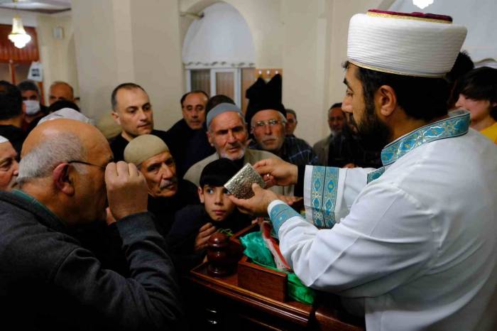 Erzincan’da Sakal-ı Şerif’e Yoğun İlgi