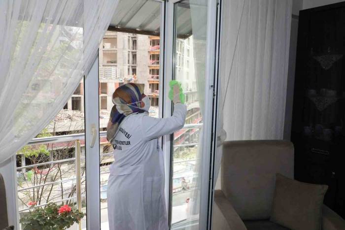 Eyüpsultan’da Bayram Öncesi Evde Temizlik Ve Kişisel Bakım Hizmeti