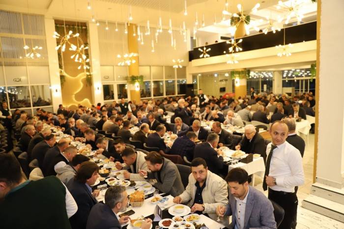 ’depremin Ardından Tüm Türkiye Gibi Çarşamba Da Tek Yürek Oldu’