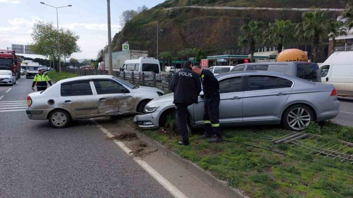 Samsun’da Zincirleme Trafik Kazası: 1 Yaralı