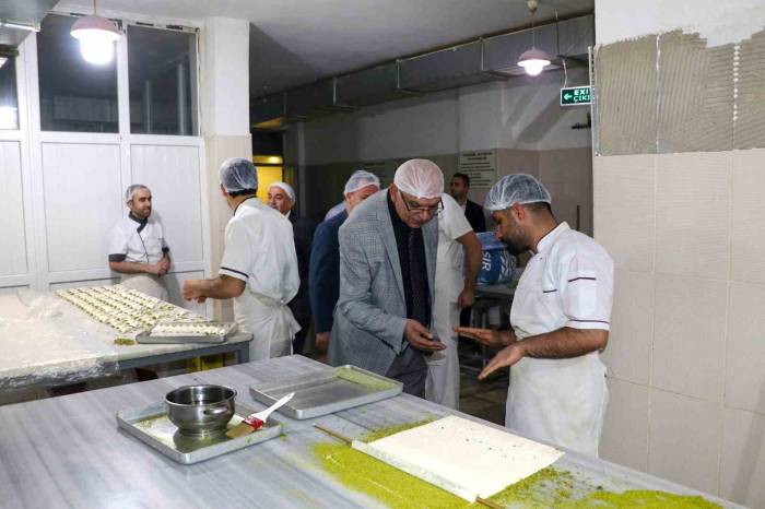 Van’da Tatlı İmalathaneleri Denetlendi