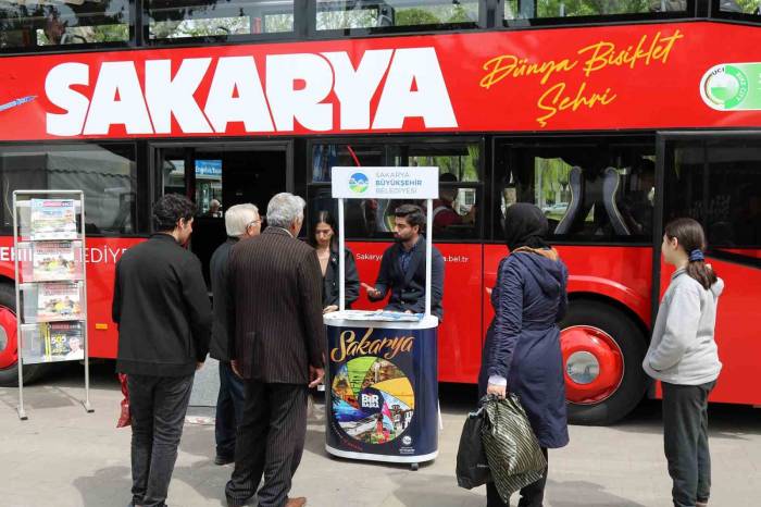Büyükşehir’in Üstü Açık Otobüsü Bayram Sonrası Yola Çıkıyor