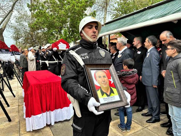 Şehit Polis Musa Keskin Son Yolculuğuna Uğurlandı