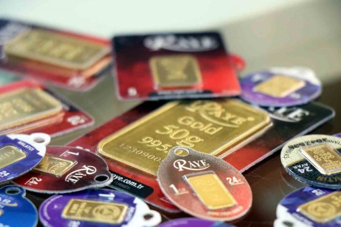 Özman: "altındaki Fiyat Farkının Nedeni İkili Kur"