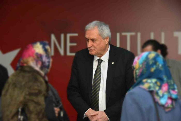 Bozüyük Belediyesi’nden İhtiyaç Sahibi Ailelere Bayram Desteği
