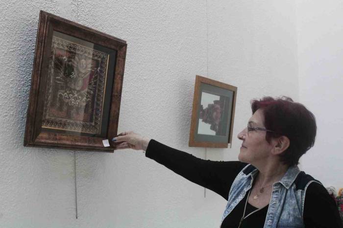 Hobi Olarak Yaptığı Sanatı Emekli Olduktan Sonra Sergiledi