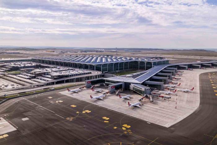 İstanbul Havalimanı Kendi Rekorunu Kırdı