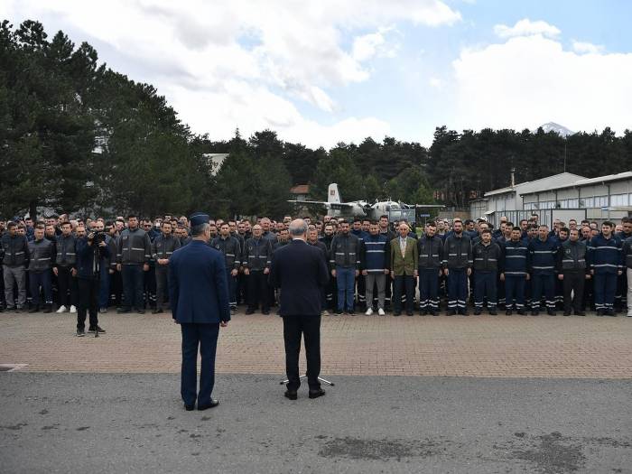 Bakan Akar İle Başkan Büyükkılıç, Bayramlaşma Programlarına Togg İle Katıldı