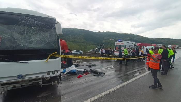 D-650’de Feci Kaza: 2 Ölü, 8 Yaralı