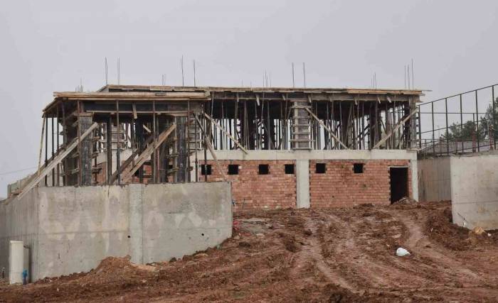 Siirt Belediyesi Yatırımlara Doymuyor