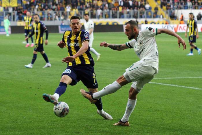 Spor Toto Süper Lig: Mke Ankaragücü: 3 - Giresunspor: 1 (maç Sonucu)