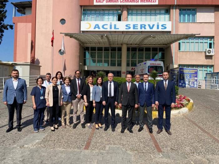 Sağlık Müdürü Şenkul, Bayramı Sağlık Personelleriyle Geçirdi