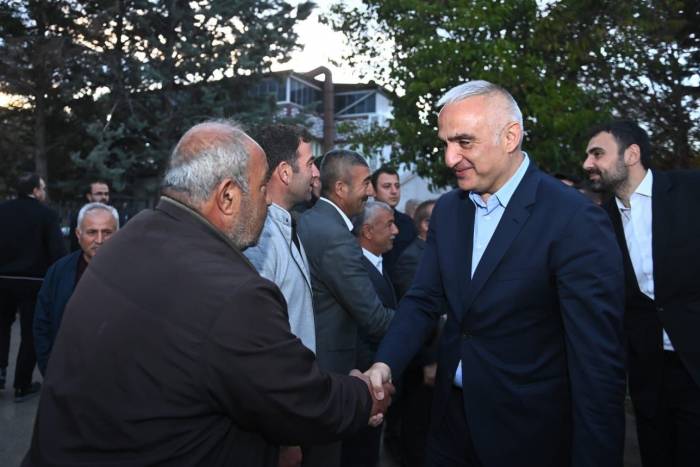 Bakan Ersoy: “yaralarımızı El Birliğiyle Sarıyoruz”