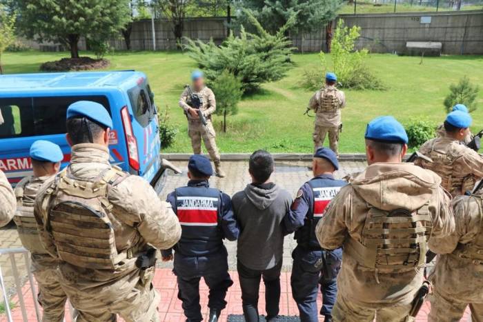 Diyarbakır’da 7 Suç Dosyası Bulunan Cinayet Zanlısı Bir Yıl Sonra Yakalandı