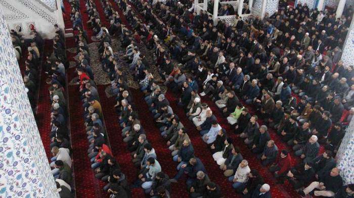 Iğdır’da Buruk Bayram Namazı