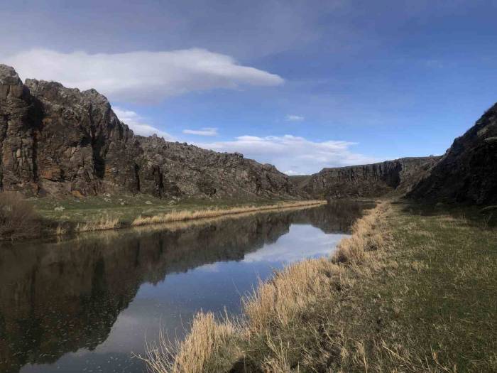 Kars’ta Akçalar Kanyonu Görenleri Büyülüyor