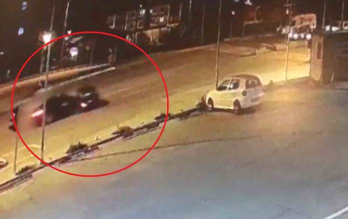 Bayram Arefesinde 1 Kişinin Öldüğü Feci Kaza Kamerada