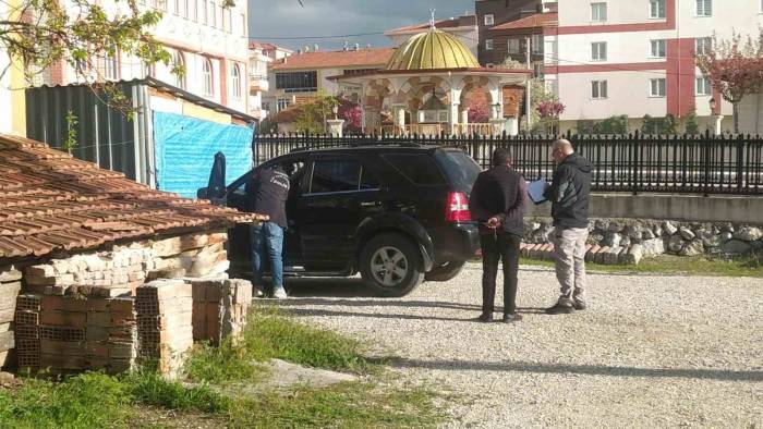 Çorum’da Otomobil Kurşunlandı