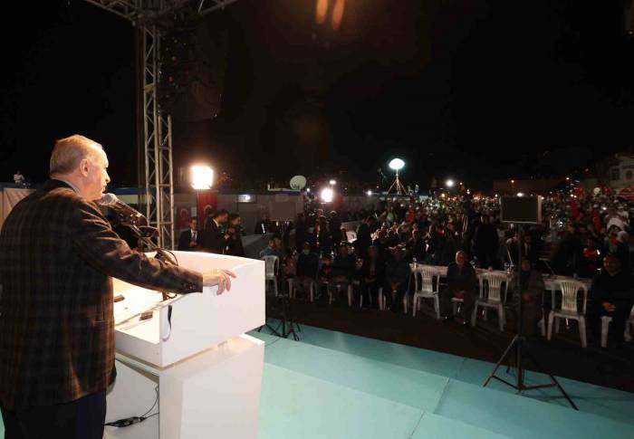 Cumhurbaşkanı Erdoğan: "karanlık Pazarlıklarını Örtmek İçin Durduk Yere Etnik Köken Tartışması Açıyorlar”