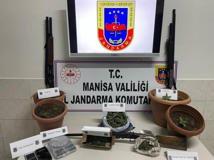 Manisa’da Uyuşturucu Operasyonu: 2 Gözaltı