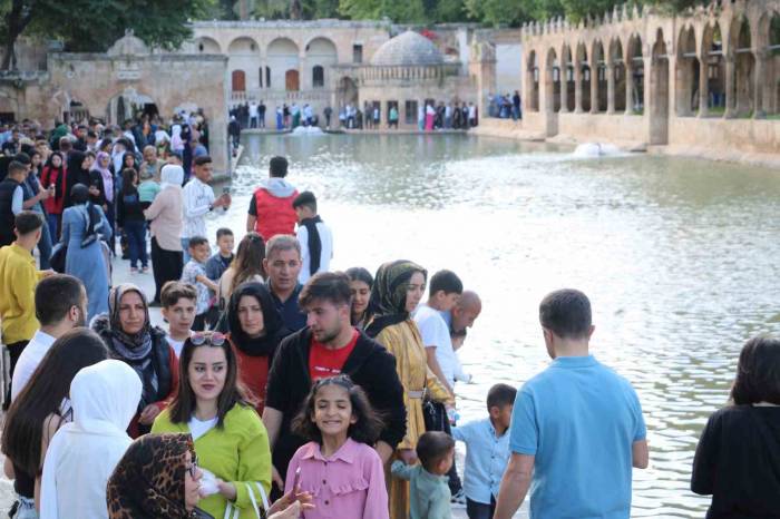Şanlıurfa Turizminde Bayram Bereketi