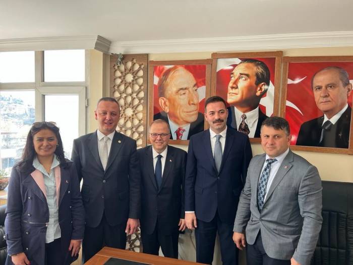 Başkan Alan Ve Çağlayan’dan Siyasi Partilere Bayram Ziyareti