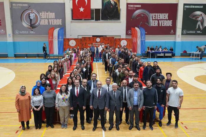140 Çalışan Yemin Etti