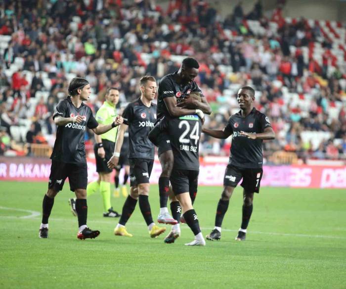 Sivasspor Ligdeki Galibiyet Sayısını 10’a Çıkarttı
