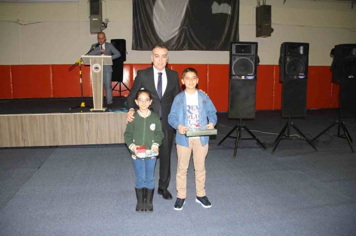 Bitlis’te 23 Nisan Ulusal Egemenlik Ve Çocuk Bayramı Kutlandı