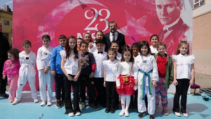 Başkan Mustafa Işık, “umudumuzun Işıkları Çocuklarımızın Gözlerindeki Bayram Işıltısı Hiç Sönmesin”