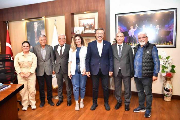 Çukurova Belediye Başkanı Çetin: "çukurova’da Deprem Daha Büyük Oldu"