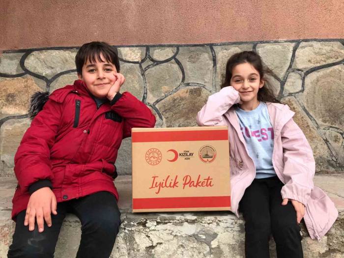 Ramazan Ayında Kızılay Gönüllülere Dokundu